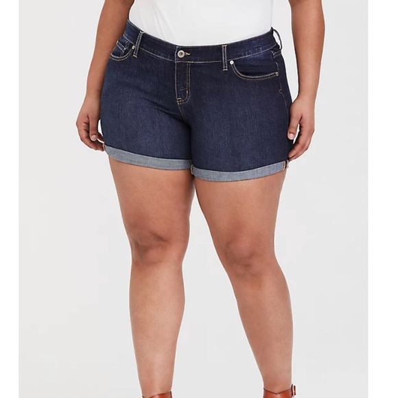 torrid Pants - Torrid Classic Skinny Shorts Vintage Stretch Sz 14